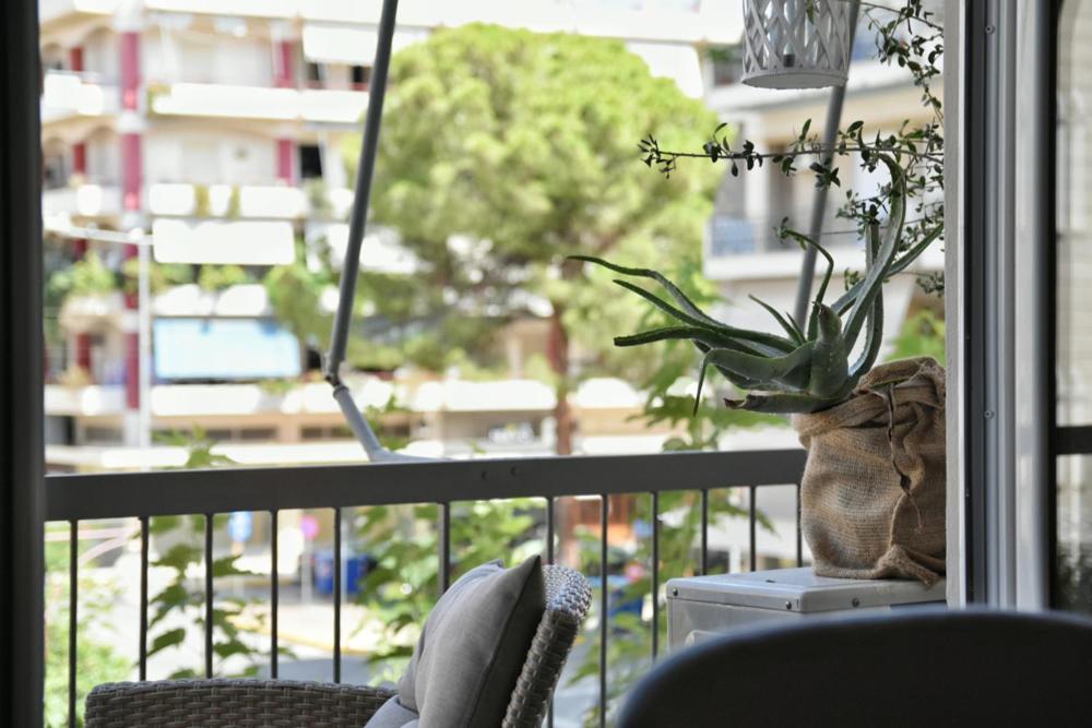 Pepromeno Luxury Apartment In The City Center Kalamata Exterior photo